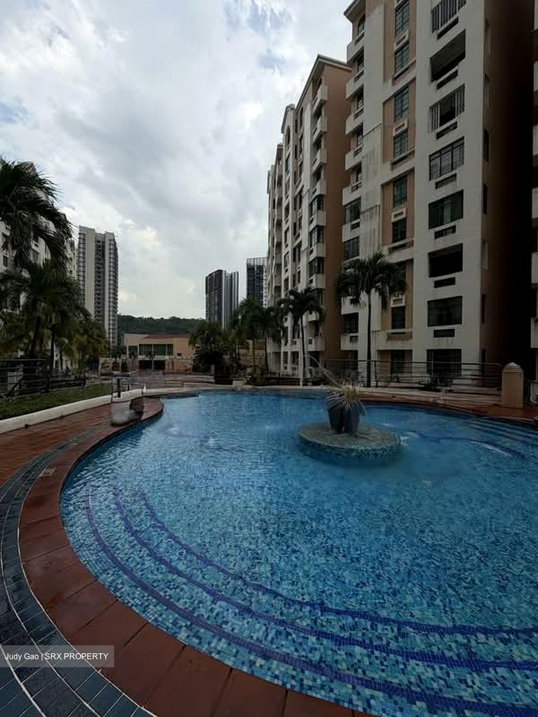 Hillview Heights (D23), Condominium #556063381